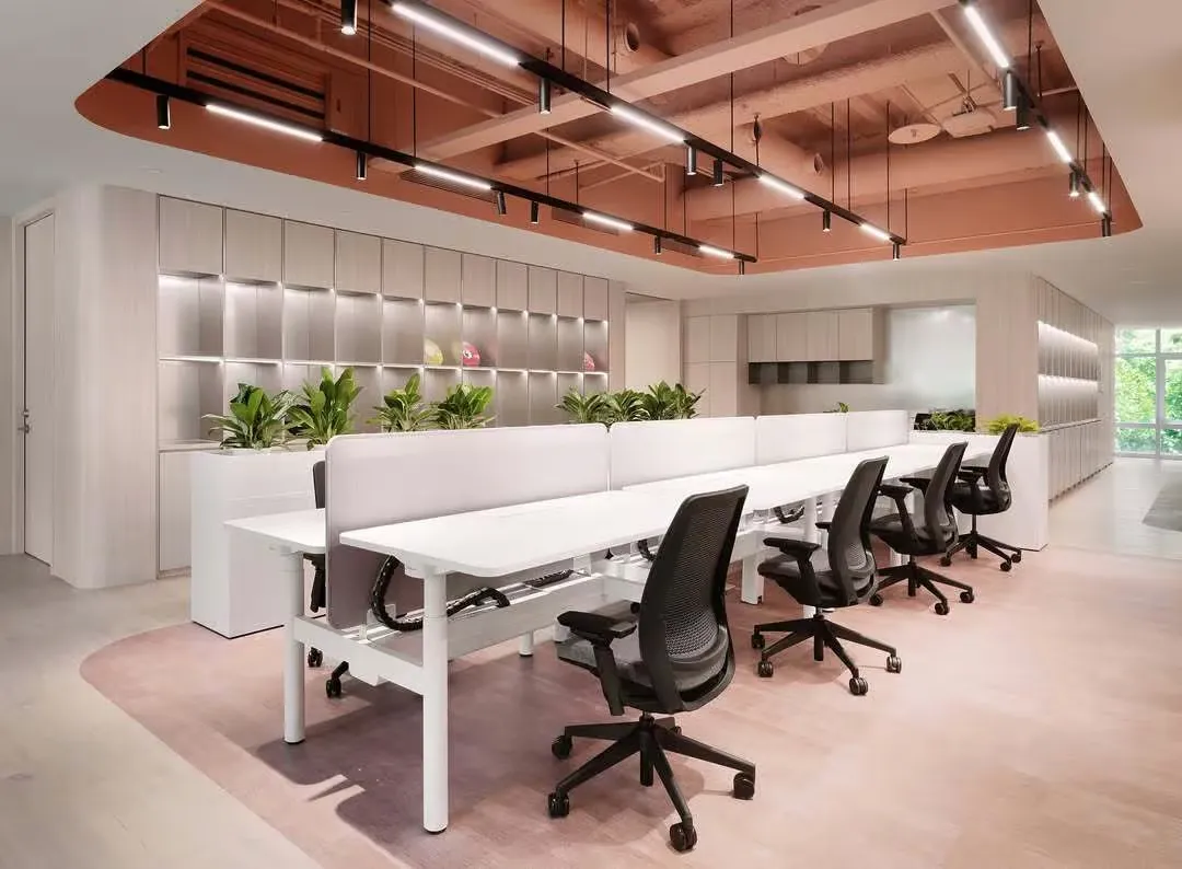 An open planner on a wooden desk with soft afternoon light representing a flexible and personal planning approach